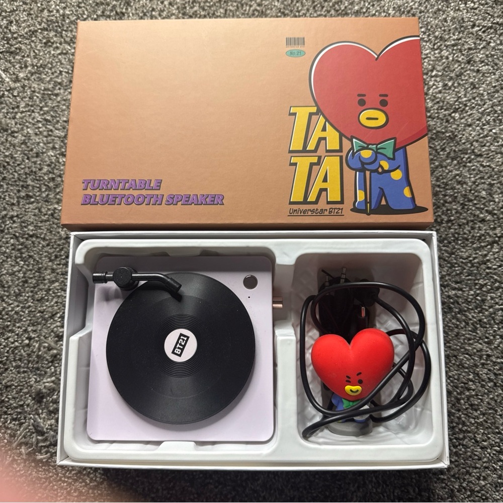 BT21 TaTa Character Turntable Bluetooth Speaker Official K-Pop Authentic BTS